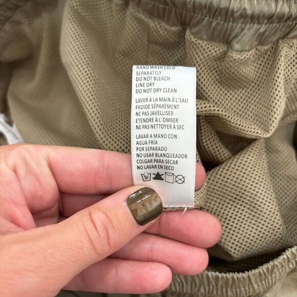 Good American Essential Nylon Track Pants - Picture 12 of 12